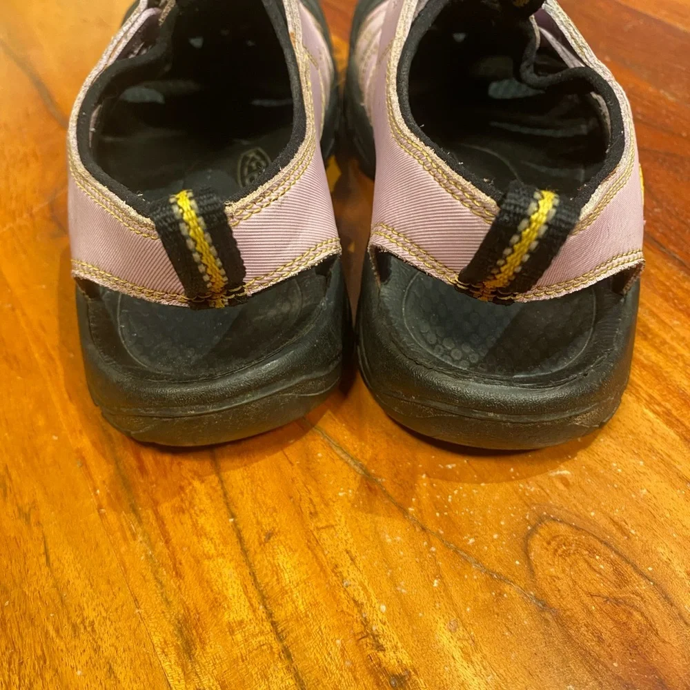 Keen Newport H2 water hiking‎ Sandals women’s size 4